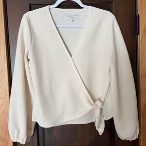 Texture & Thread Madewell Cream Ribbed V Neck Long Sleeve Tie Front Top M